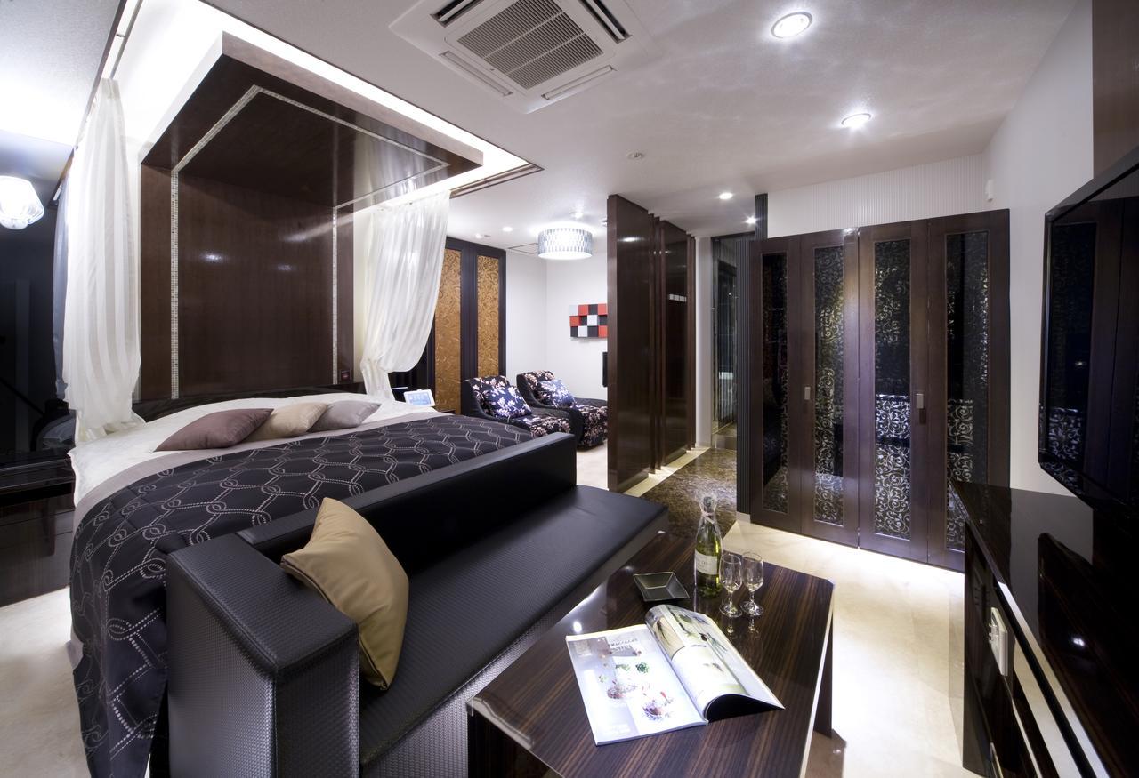 Jewel Hotel Luxury Modern (Adults Only) Miyoshi  Εξωτερικό φωτογραφία